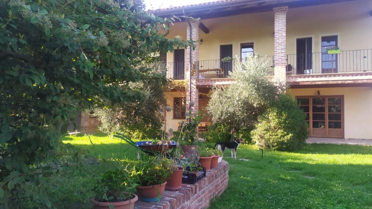 B&B Naturin - Cascina Colombaro Lauriano Экстерьер фото