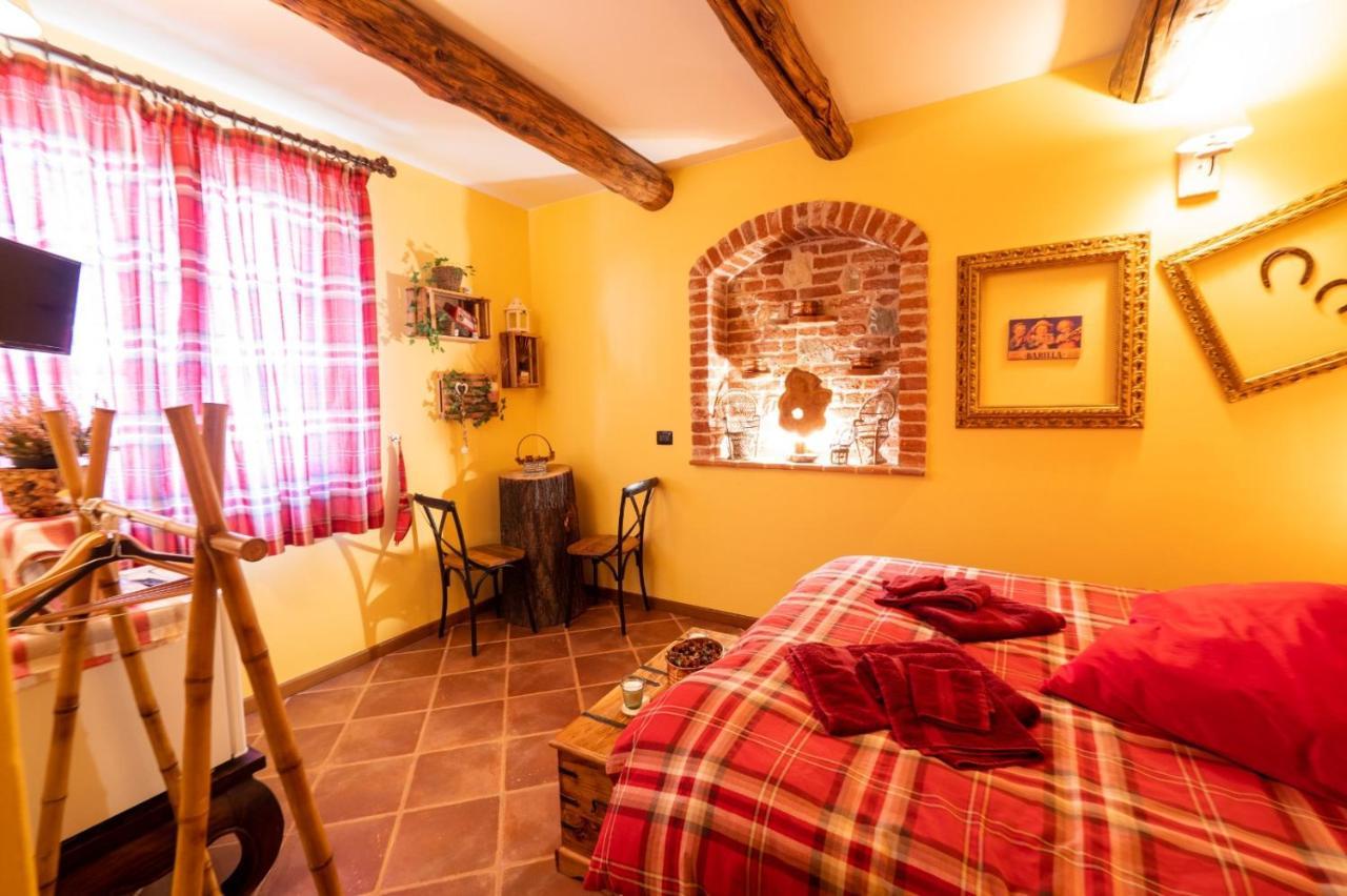 B&B Naturin - Cascina Colombaro Lauriano Экстерьер фото