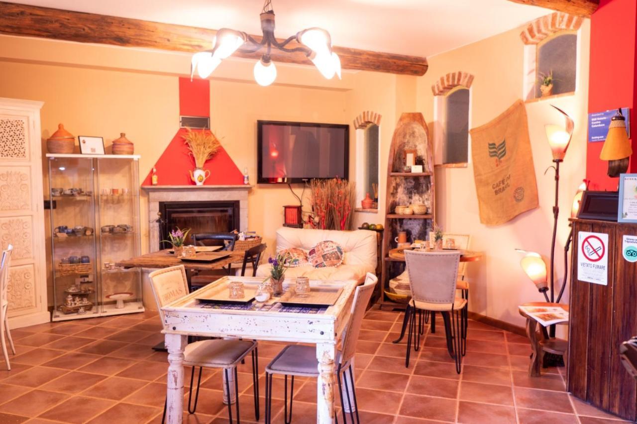 B&B Naturin - Cascina Colombaro Lauriano Экстерьер фото