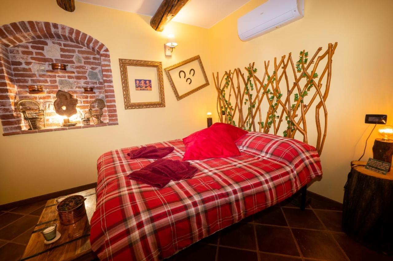 B&B Naturin - Cascina Colombaro Lauriano Экстерьер фото